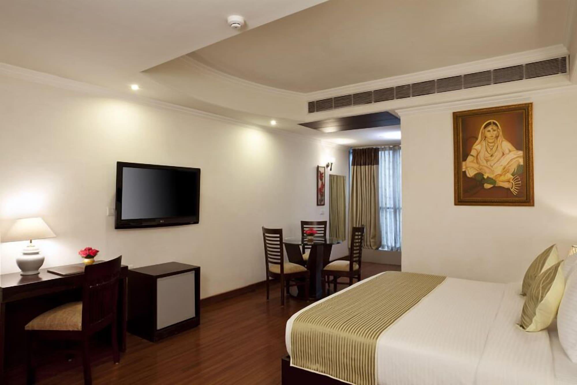 Hotel Saptagiri New Delhi Bagian luar foto